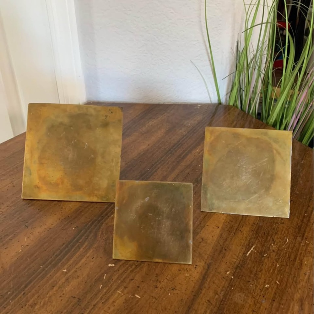Set Of 3 Vintage Brass Egyptian Pyramids - Picture 11 of 11